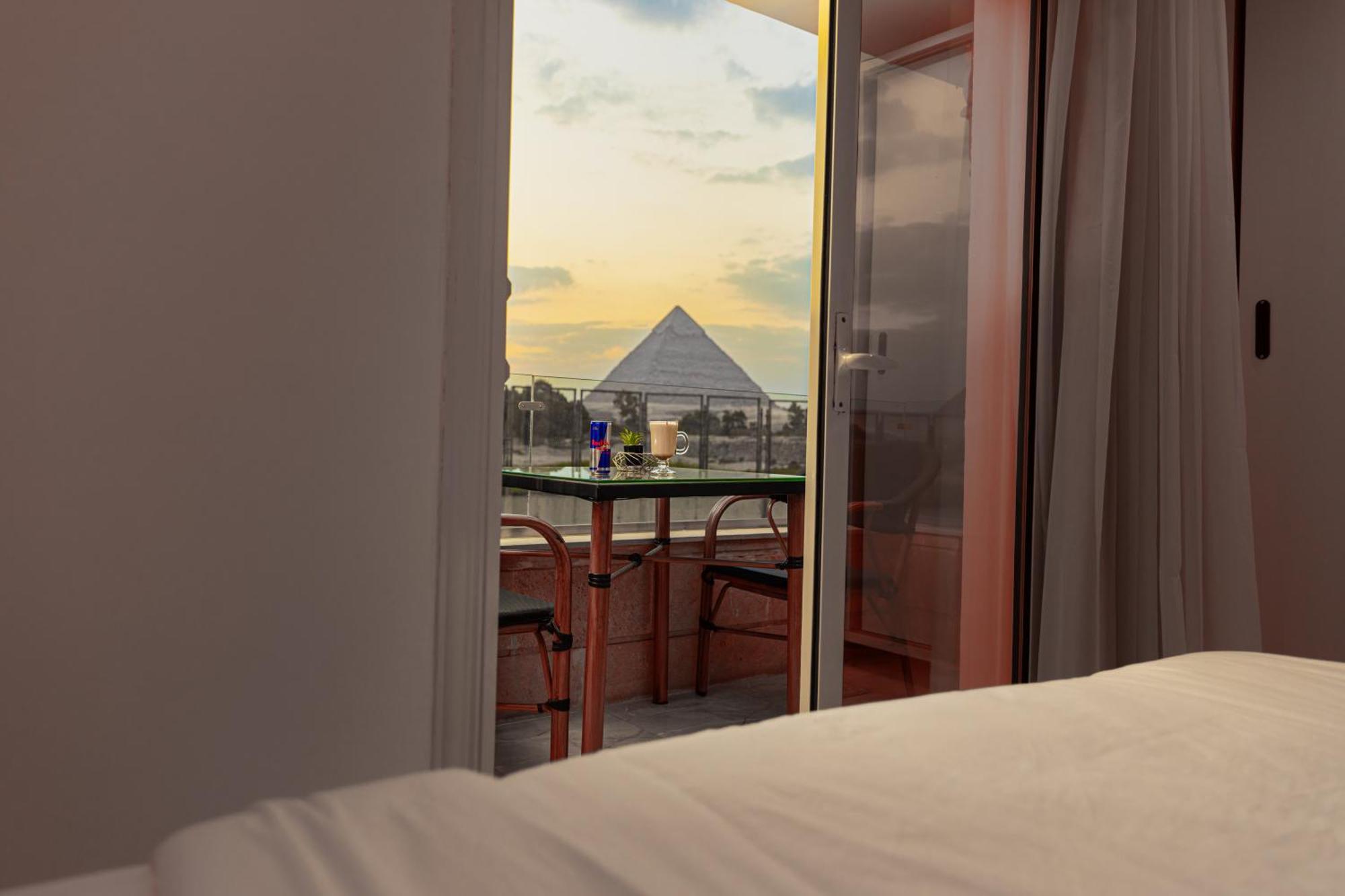 Pyramids Land Palace Kafrat al Jabal Exterior photo